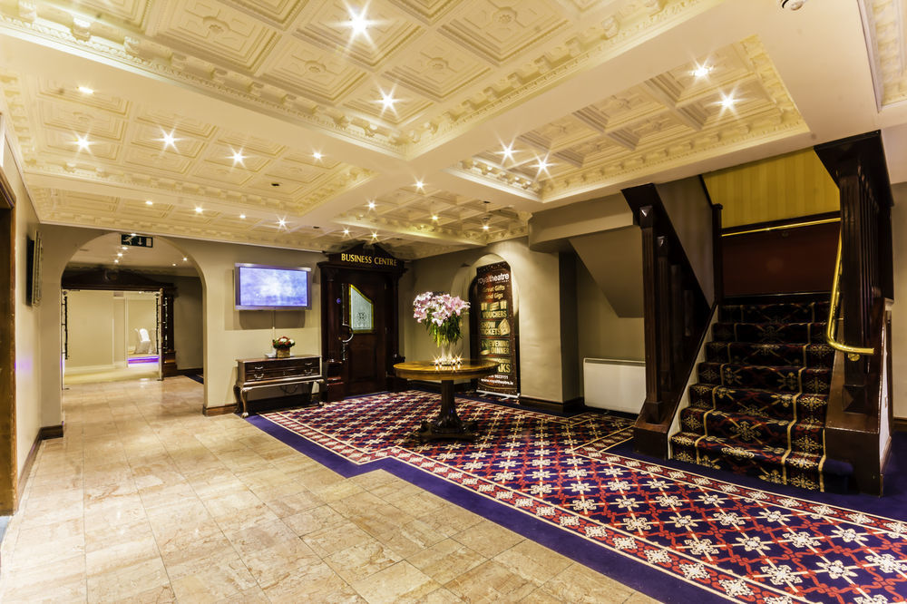 Tf Royal Hotel & Theatre คาสเซิลบาร์ ภายนอก รูปภาพ